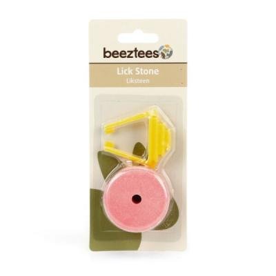 BEEZTEES Камень минеральный для кроликов + держатель